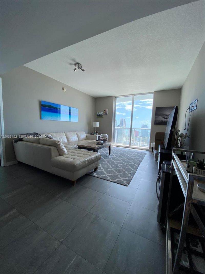 185 SW 7th St , Unit 4206, Miami, FL 33130 Photo
