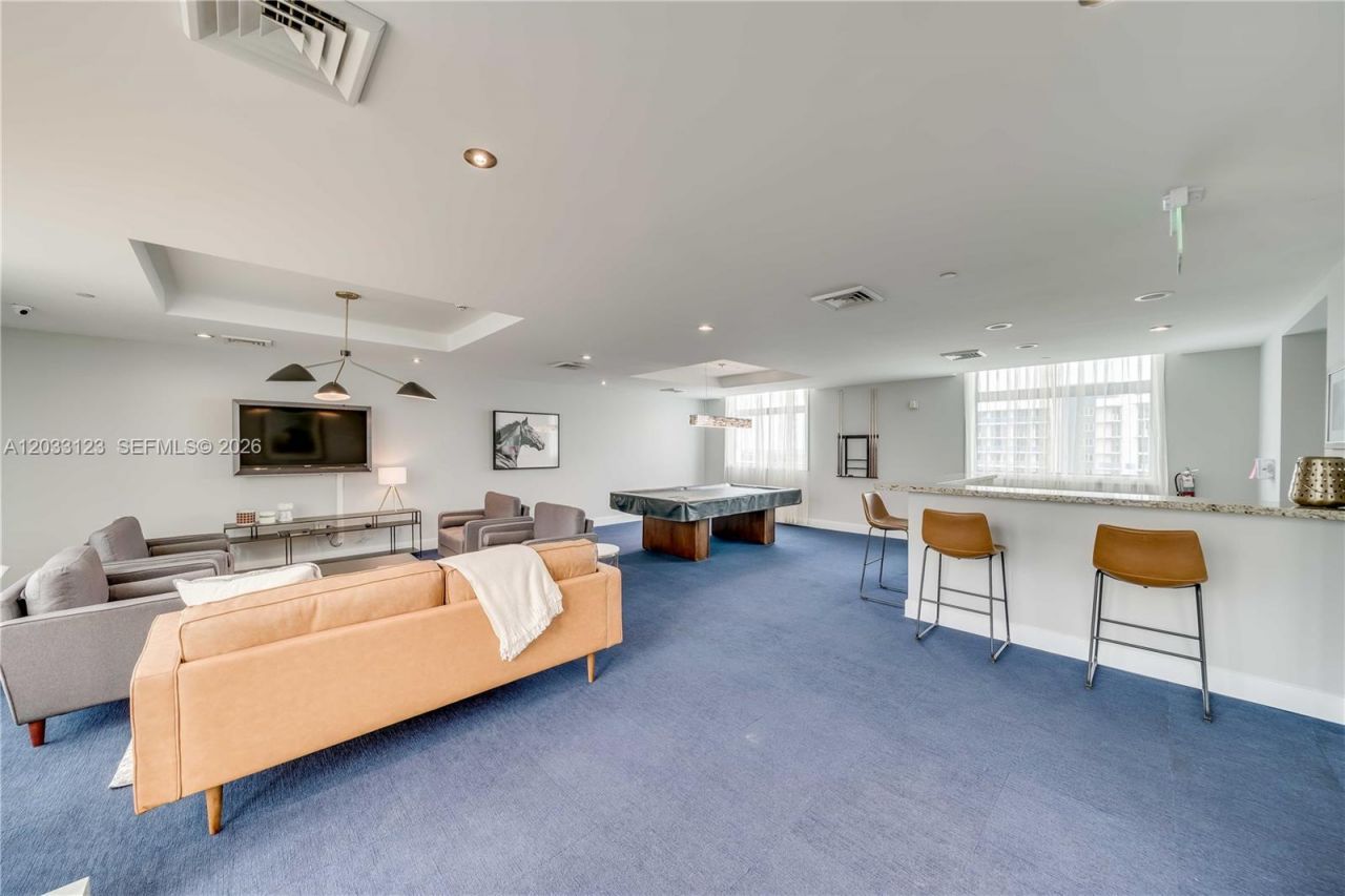 140 S Dixie Hwy , Unit 717, Hollywood, FL 33020 Photo