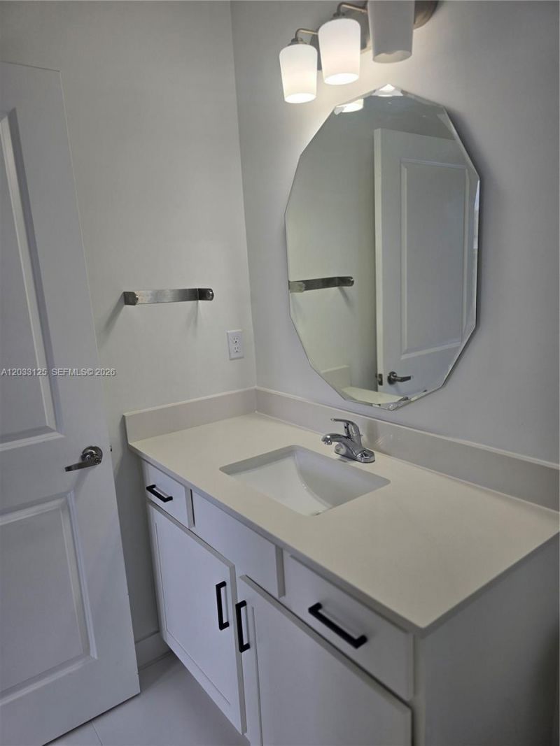 19410 SW 124th Ct , Miami, FL 33177 Photo
