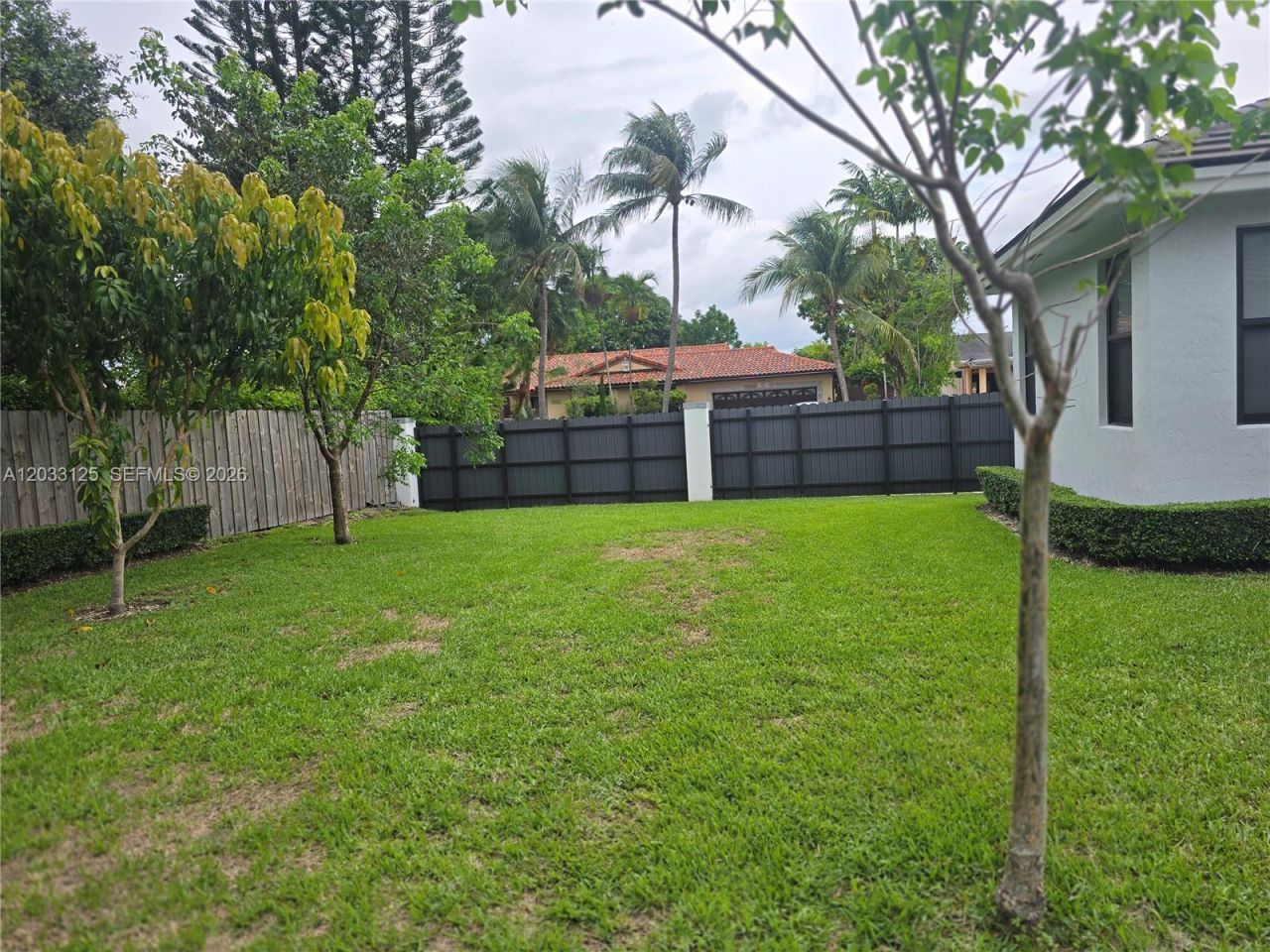19410 SW 124th Ct , Miami, FL 33177 Photo