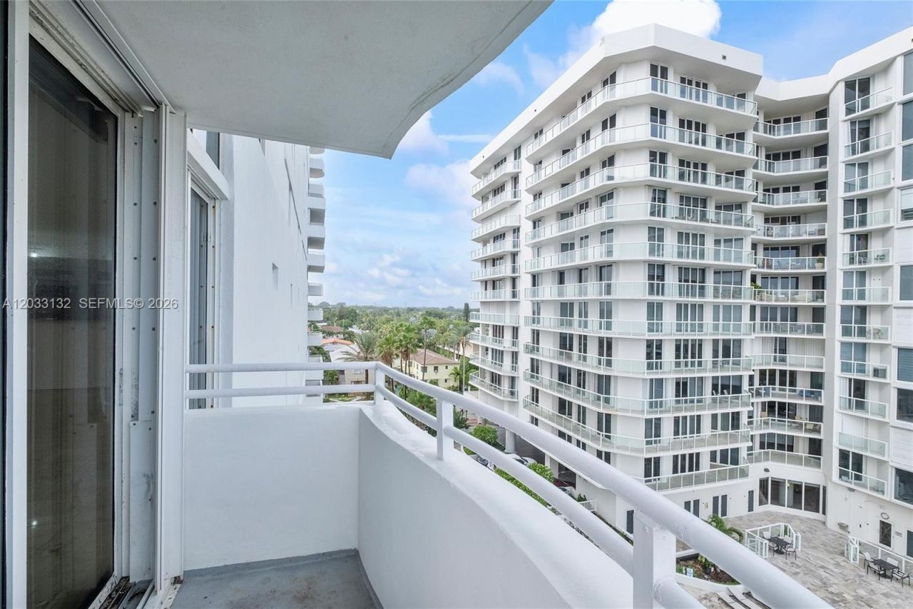 8911 Collins Ave, Unit 605, Surfside, FL 33154 Photo