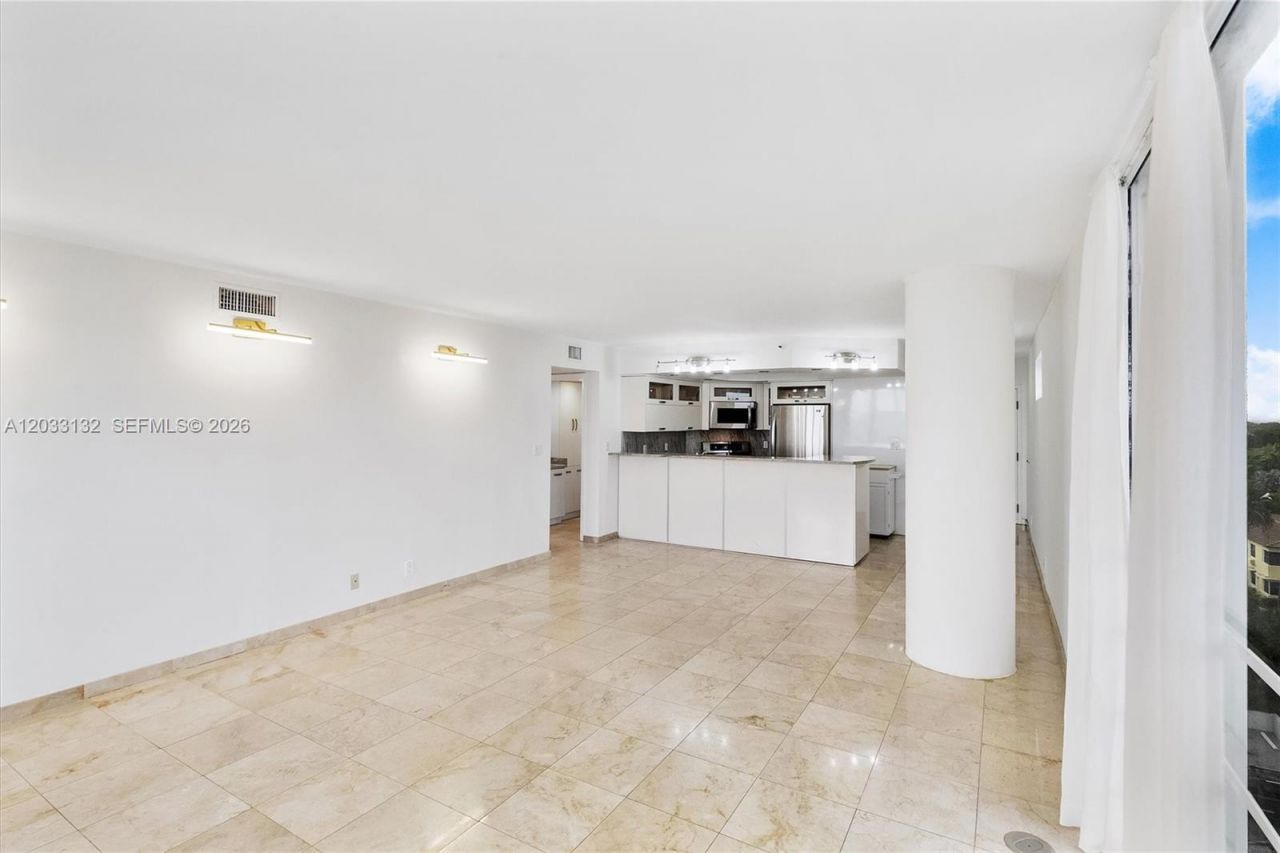 8911 Collins Ave, Unit 605, Surfside, FL 33154 Photo