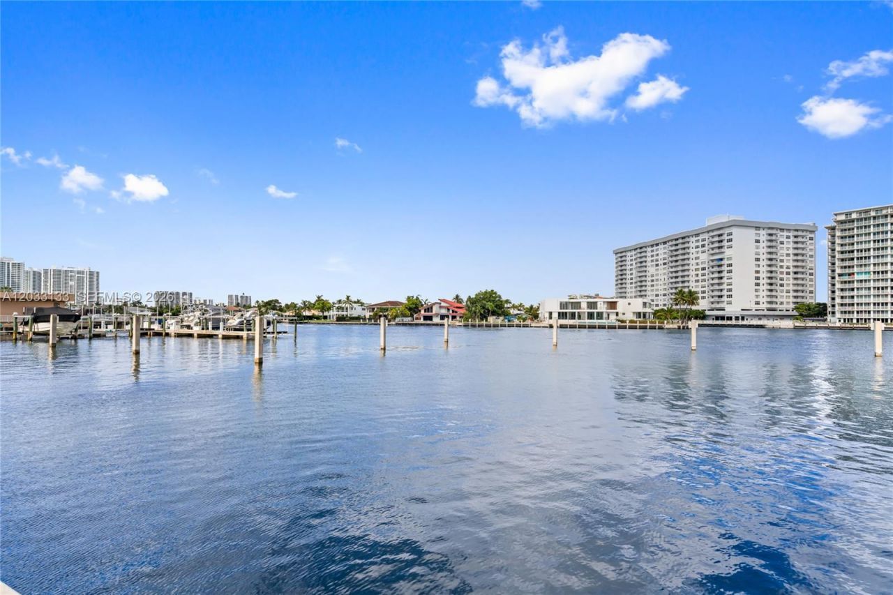 1945 S Ocean Dr , Unit 704, Hallandale Beach, FL 33009 Photo