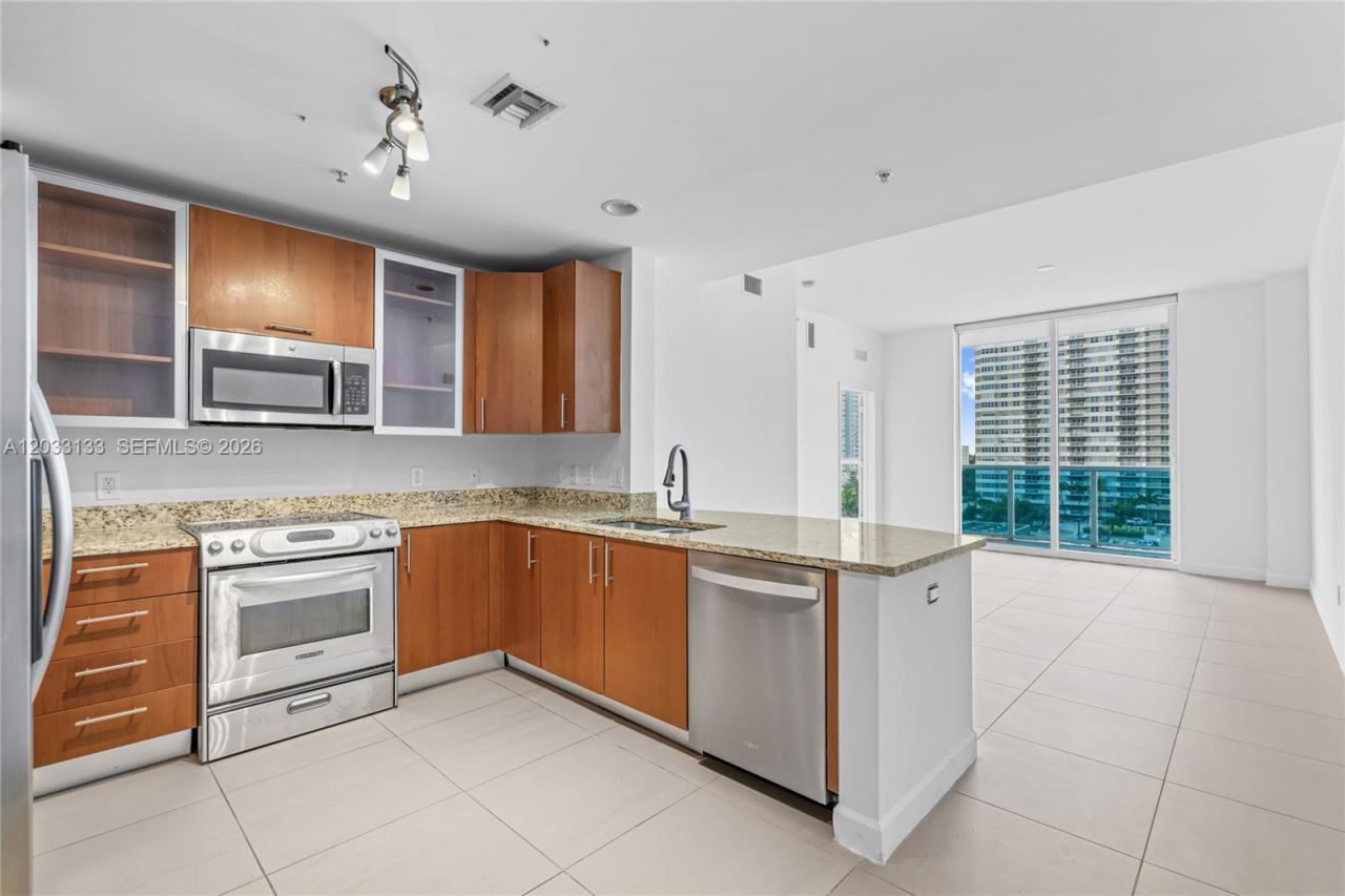 1945 S Ocean Dr , Unit 704, Hallandale Beach, FL 33009 Photo