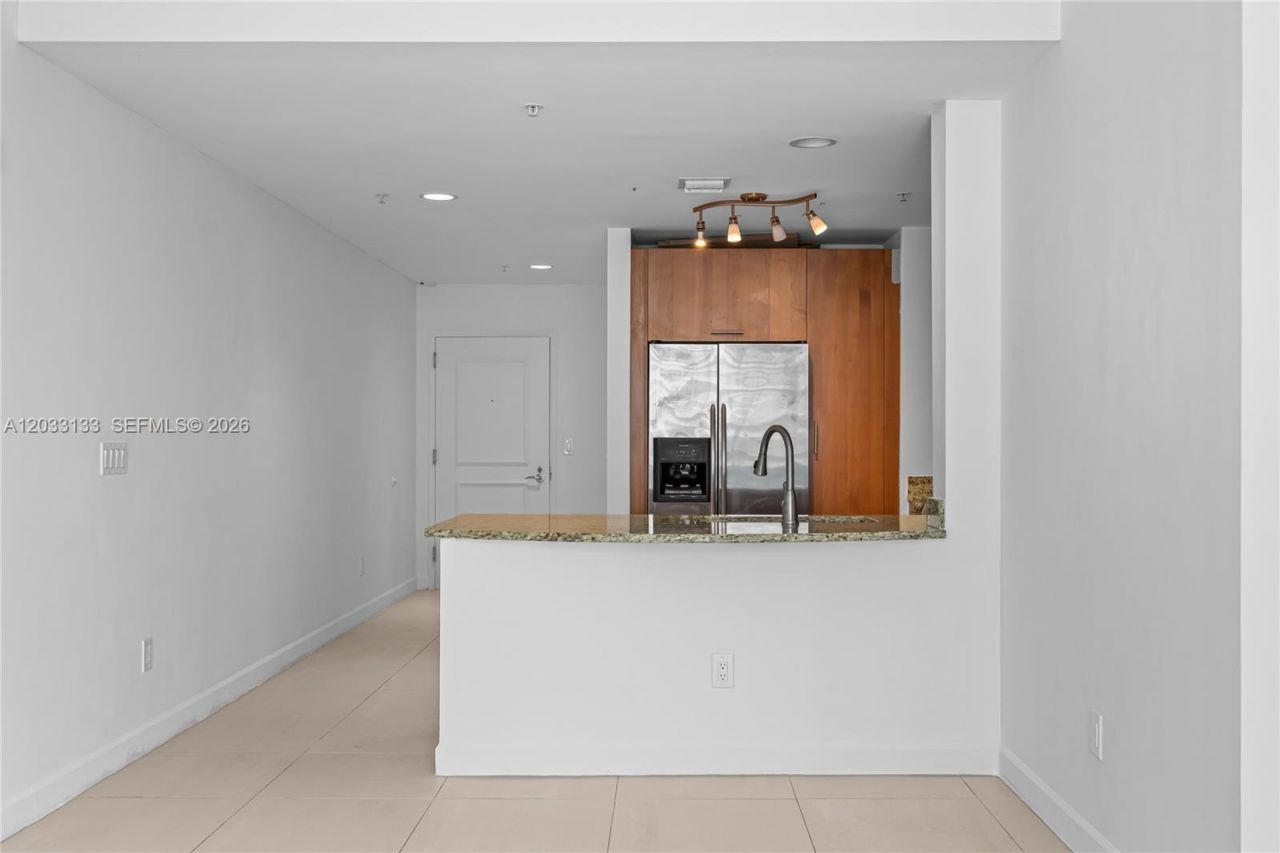 1945 S Ocean Dr , Unit 704, Hallandale Beach, FL 33009 Photo
