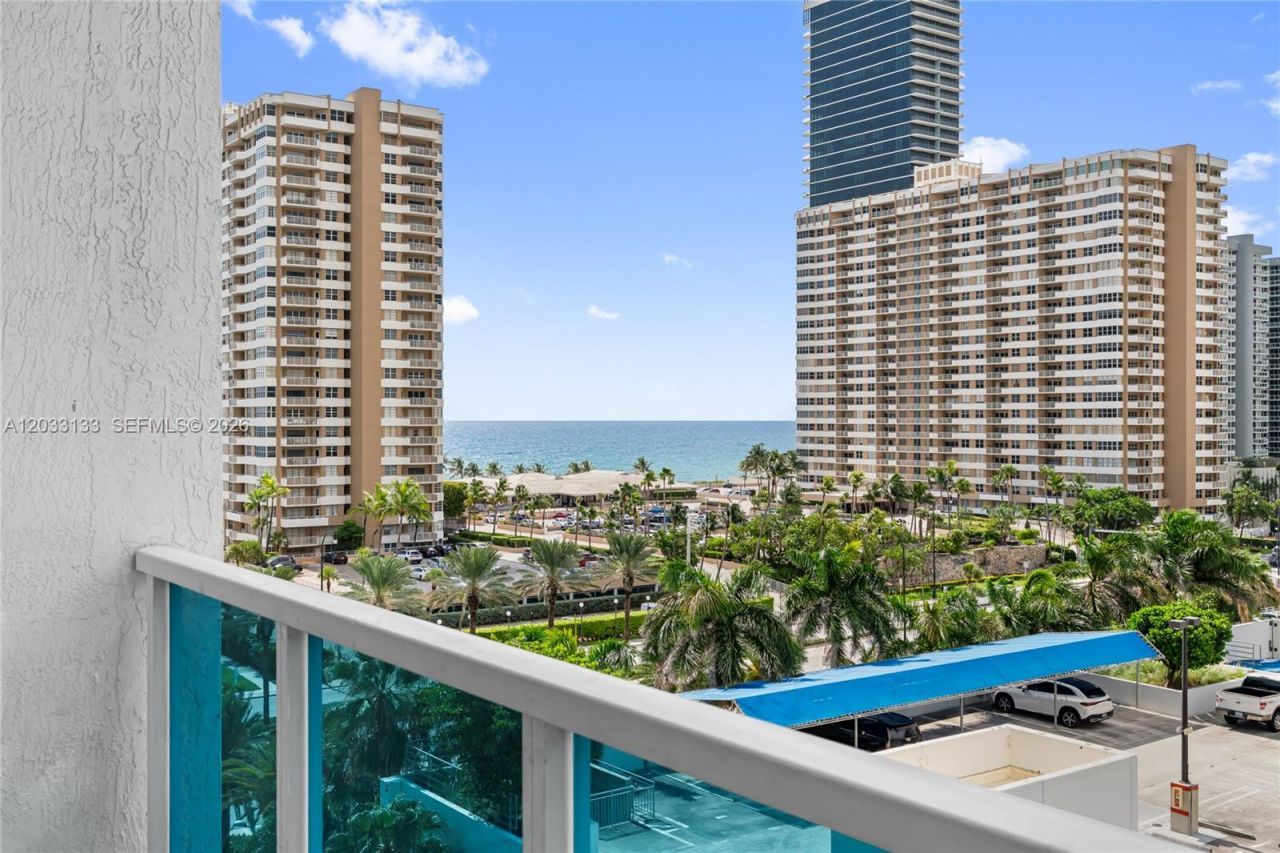 1945 S Ocean Dr , Unit 704, Hallandale Beach, FL 33009 Photo