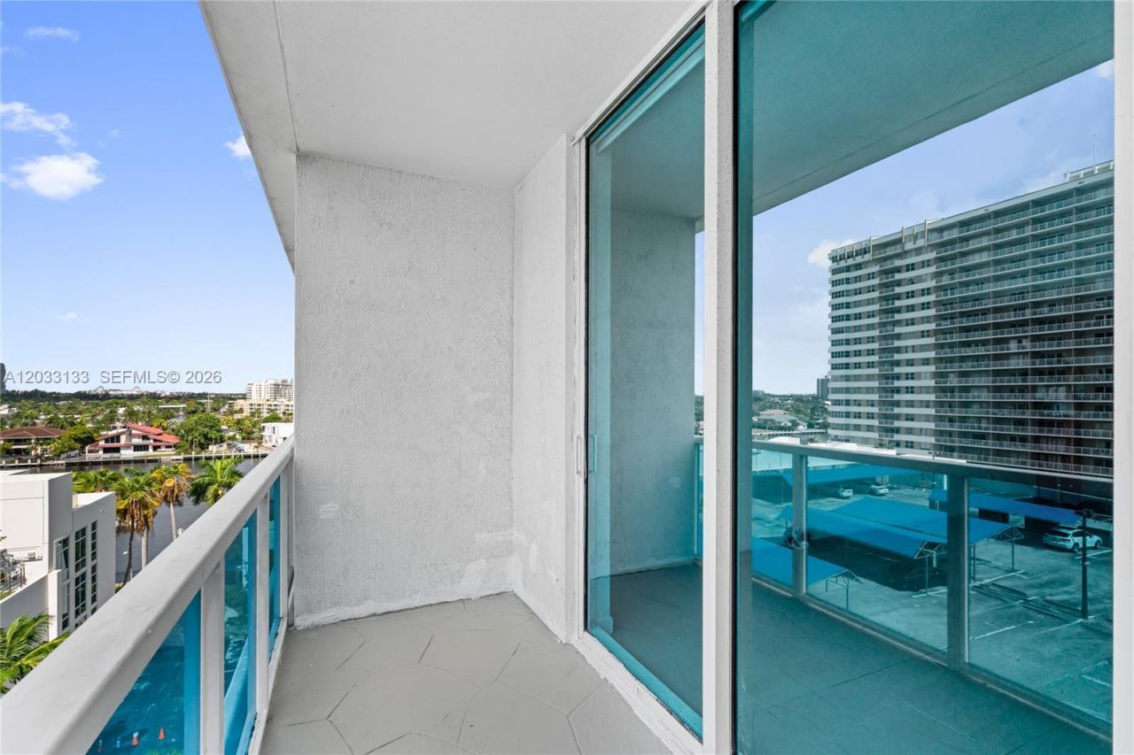 1945 S Ocean Dr , Unit 704, Hallandale Beach, FL 33009 Photo