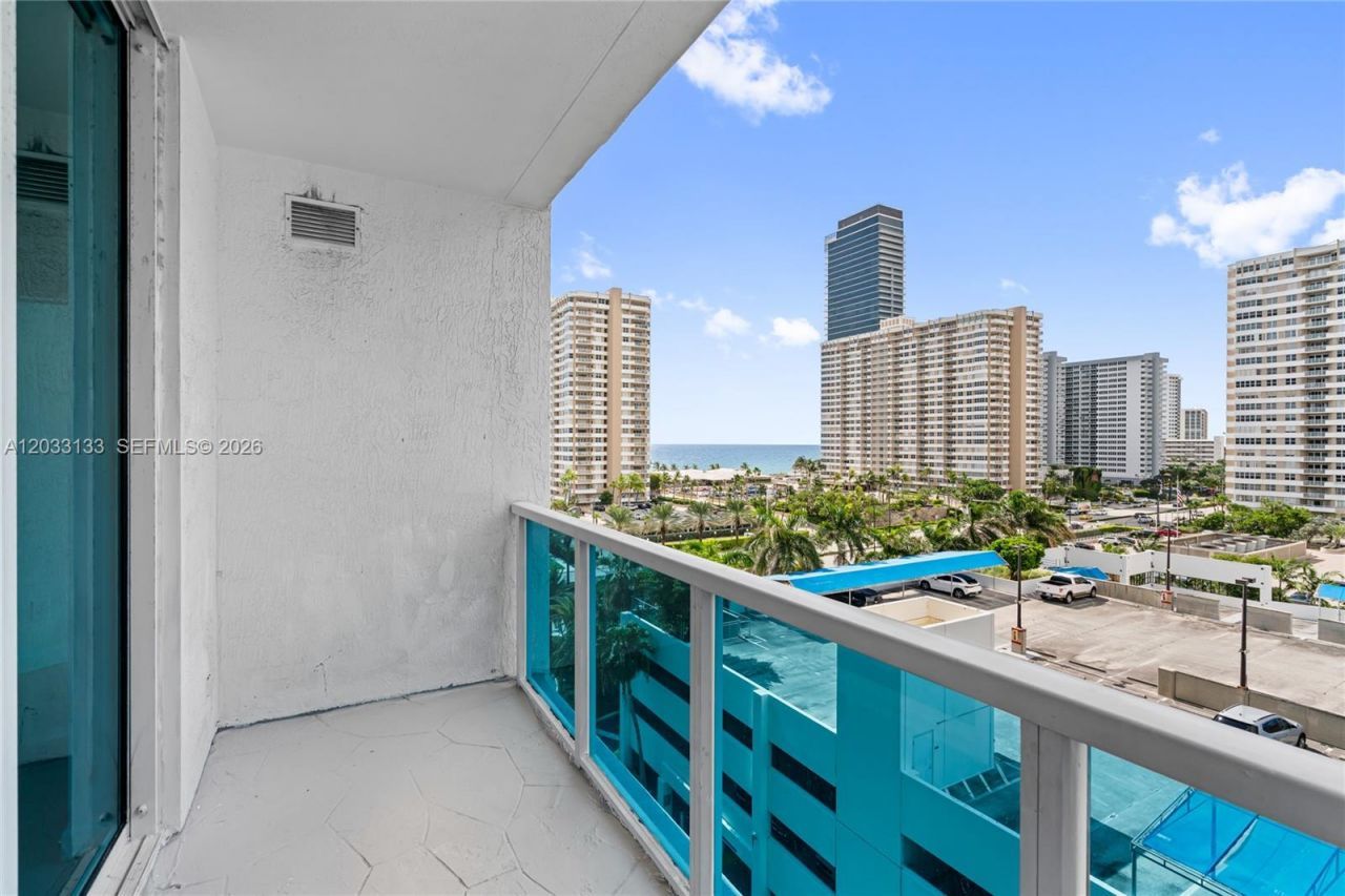 1945 S Ocean Dr , Unit 704, Hallandale Beach, FL 33009 Photo