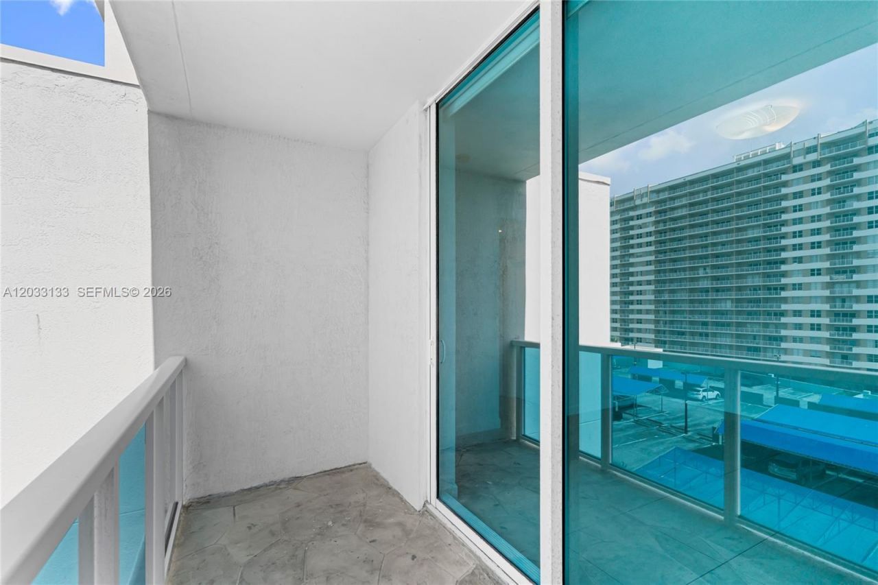 1945 S Ocean Dr , Unit 704, Hallandale Beach, FL 33009 Photo