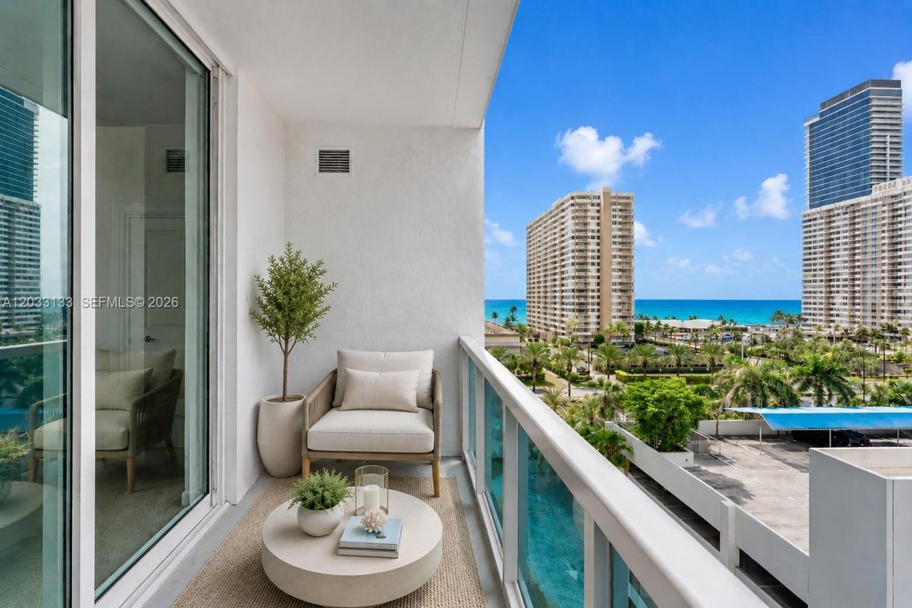 1945 S Ocean Dr , Unit 704, Hallandale Beach, FL 33009 Photo