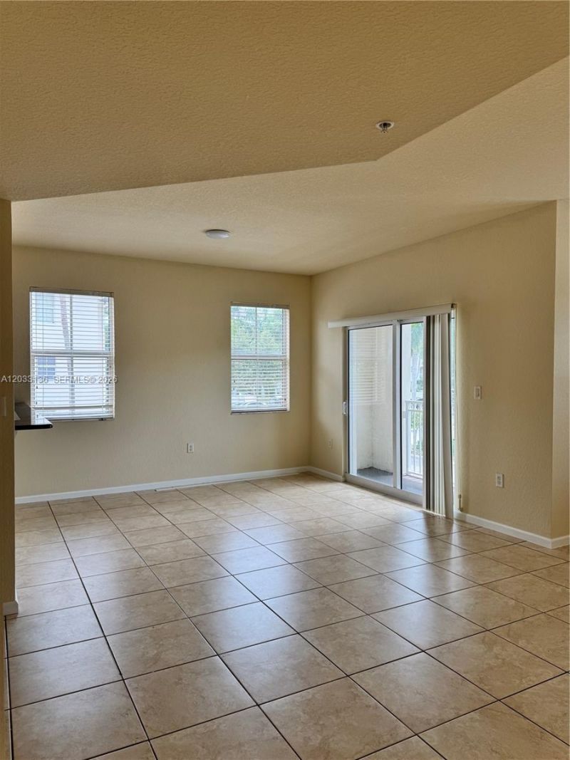 11503 NW 89th St, Unit 223, Doral, FL 33178 Photo