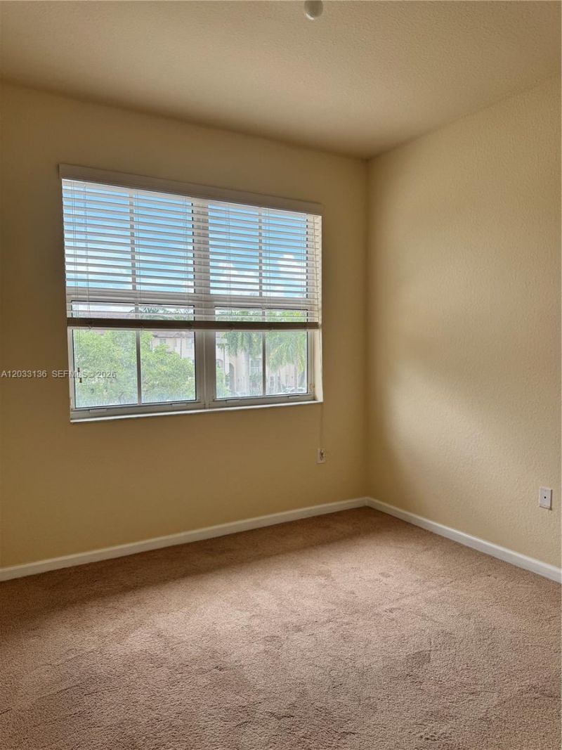 11503 NW 89th St, Unit 223, Doral, FL 33178 Photo