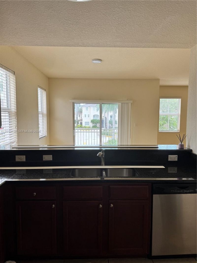 11503 NW 89th St, Unit 223, Doral, FL 33178 Photo