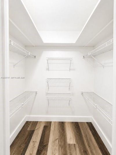 17560 Atlantic Blvd , Unit 516, Sunny Isles Beach, FL 33160 Photo