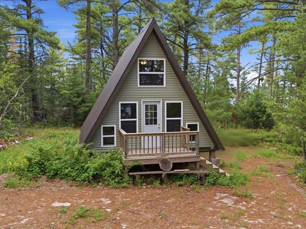 5298 Long Island , Tower, MN 55790