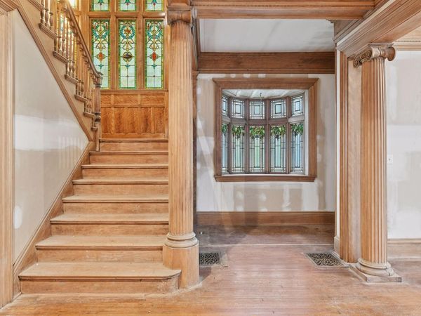 1820 Colfax Avenue S, Minneapolis, MN 55403