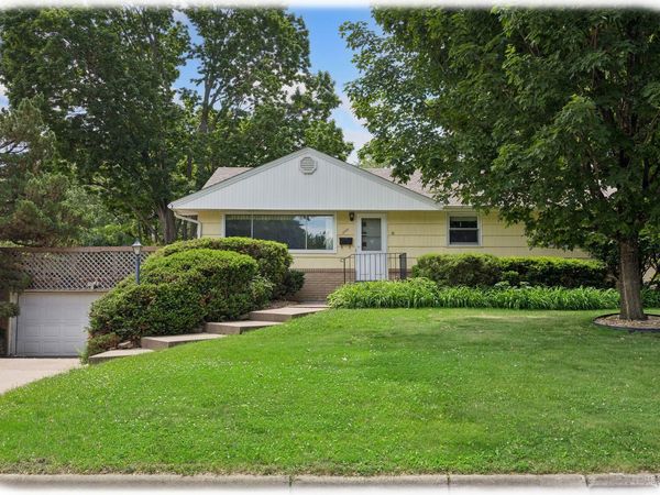 3901 57th Avenue N, Brooklyn Center, MN 55429