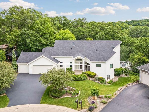 4854 Four Seasons Court, Eagan, MN 55122
