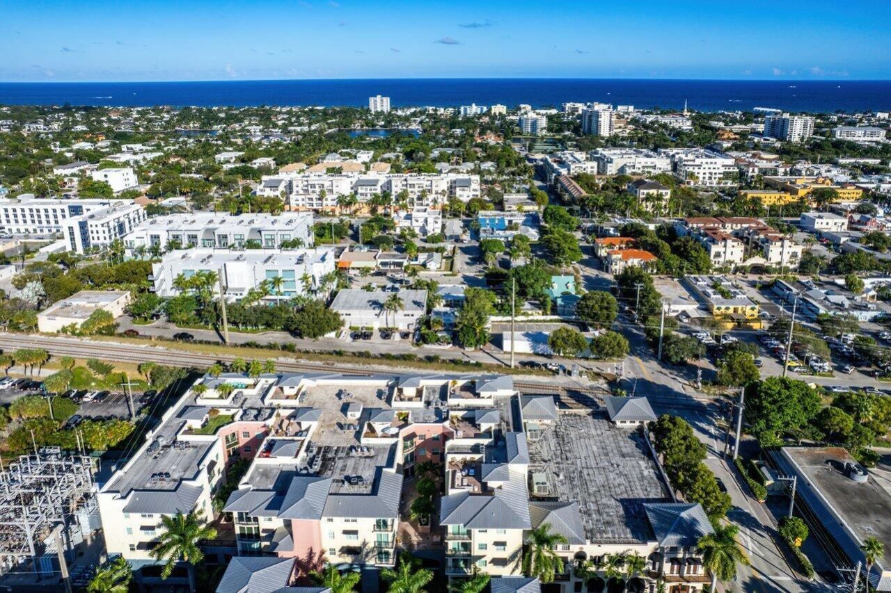 126 NE 4th Avenue, Delray Beach, FL 33483 Photo