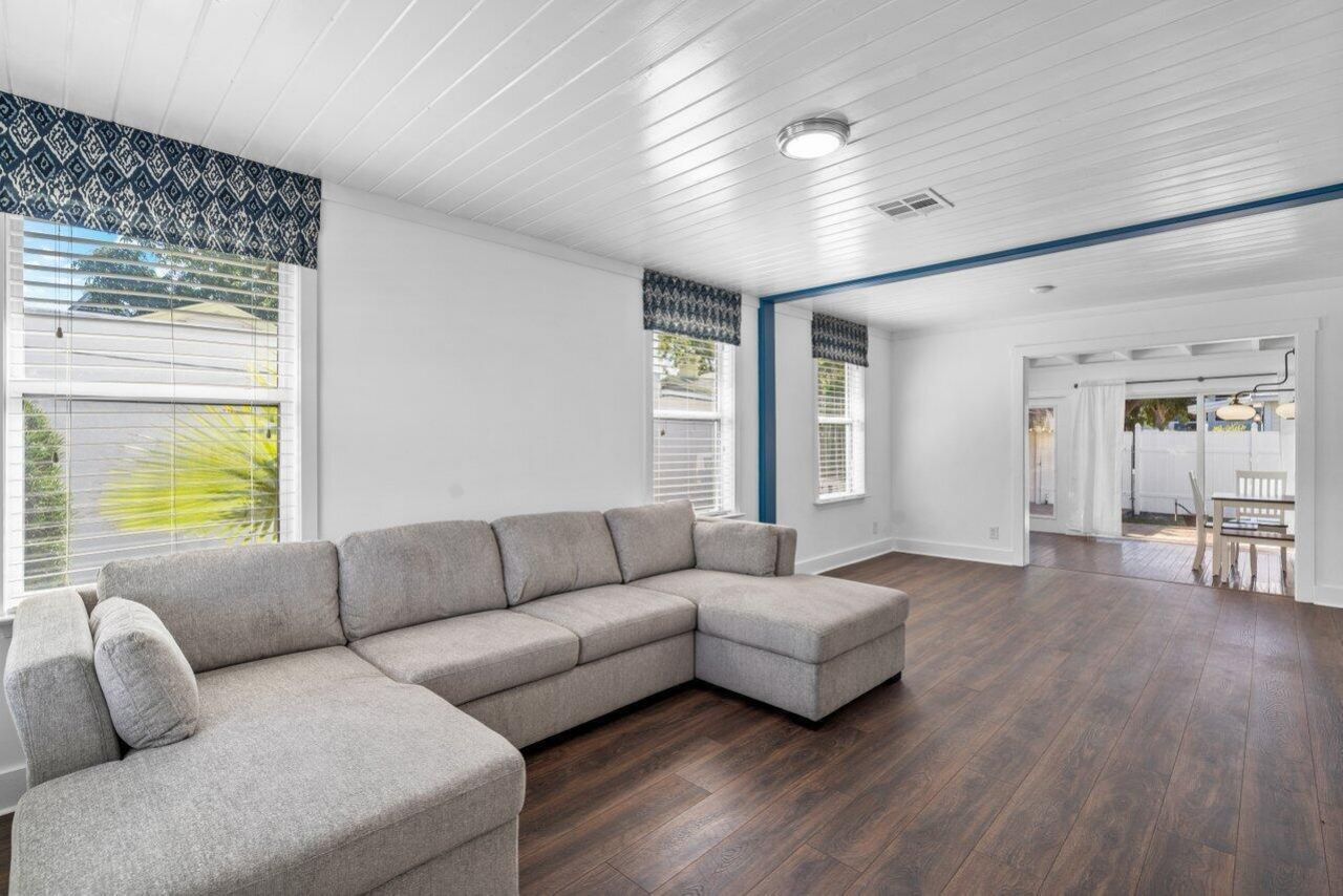 126 NE 4th Avenue, Delray Beach, FL 33483 Photo