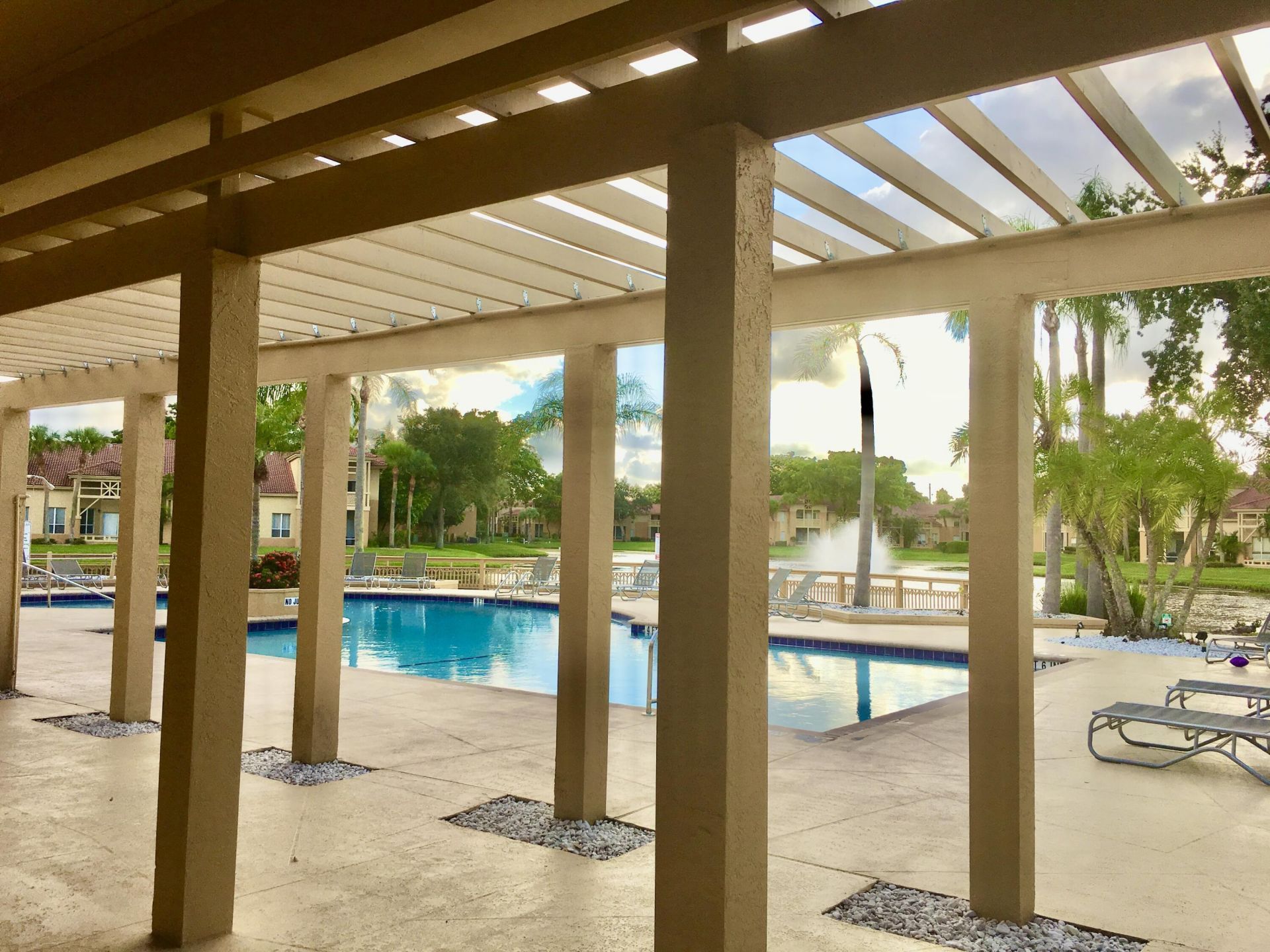 4799 Via Palm Lakes, Unit 1617, West Palm Beach, FL 33417 Photo