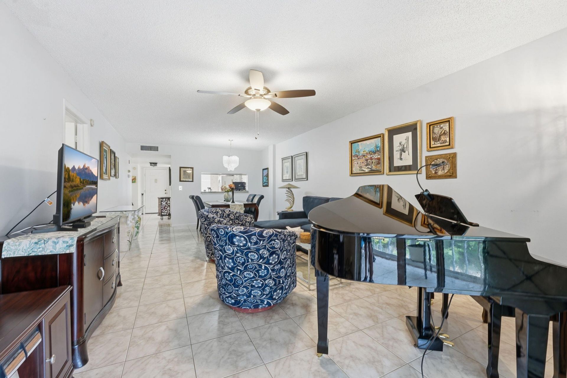 3146 Via Poinciana, Unit 307, Lake Worth, FL 33467 Photo