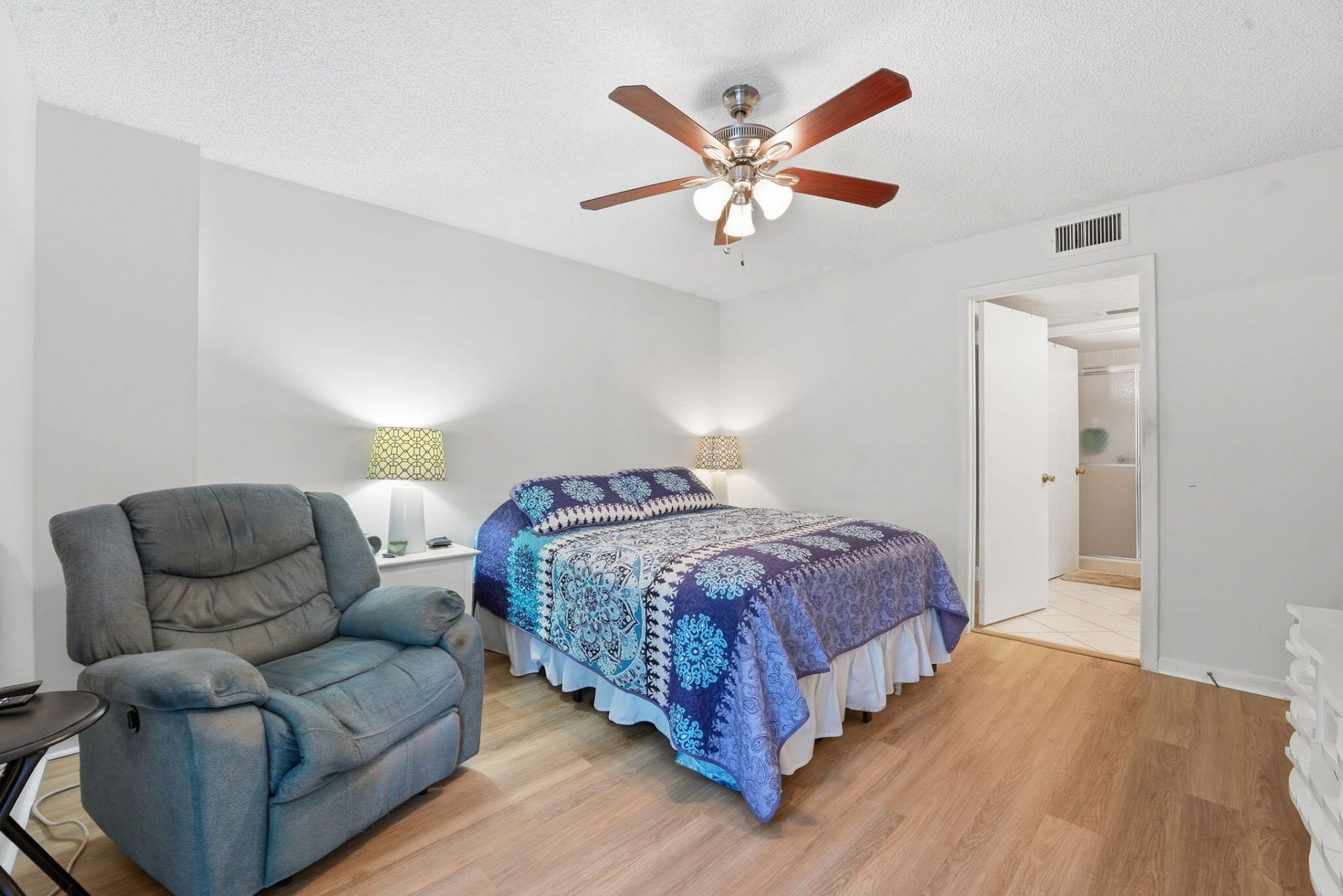 3146 Via Poinciana, Unit 307, Lake Worth, FL 33467 Photo