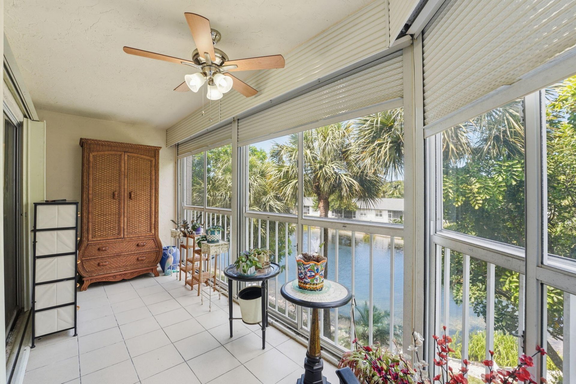 3146 Via Poinciana, Unit 307, Lake Worth, FL 33467 Photo