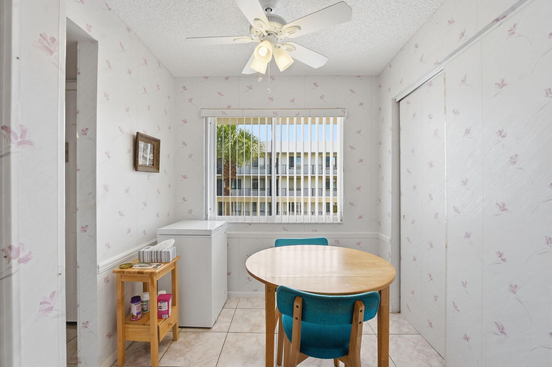 3146 Via Poinciana, Unit 307, Lake Worth, FL 33467 Photo