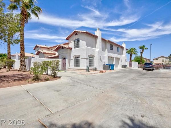 3910 Starfield Lane, Las Vegas, NV 89147