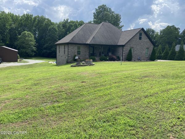 100 Valleyview Drive , Henderson, TN 38340
