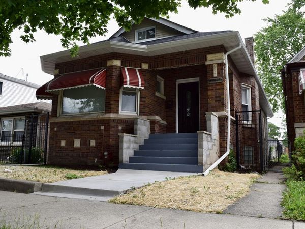 10453 S Indiana Avenue, Chicago, IL 60628