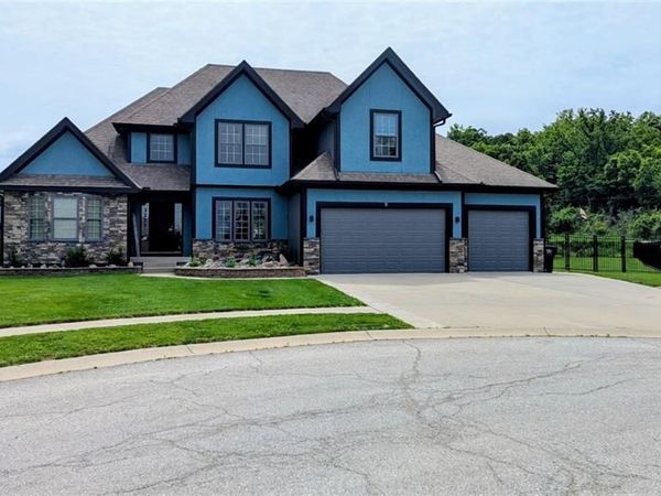 3221 S Mize Ridge Court, Independence, MO 64057