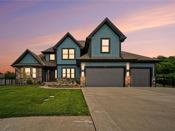3221 S Mize Ridge Court, Independence, MO 64057