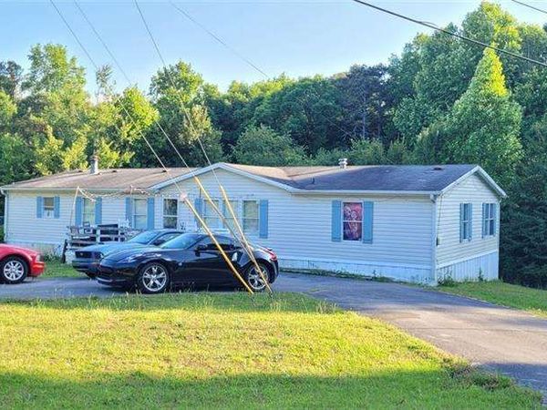 7053 Westwood Lane, Acworth, GA 30102