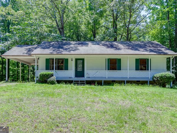 9625 Manor Lane, Gainesville, GA 30506