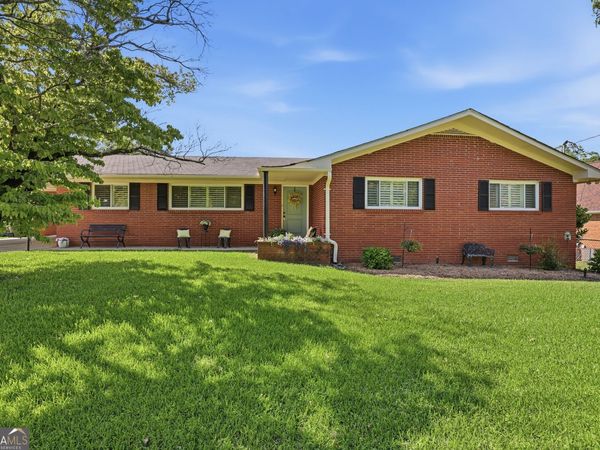 289 Skyline Drive, Toccoa, GA 30577
