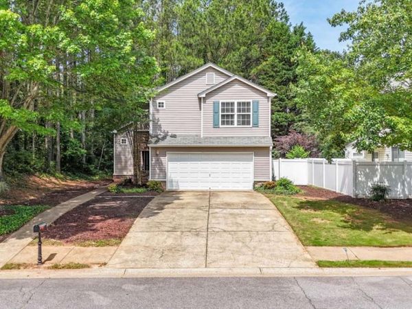 511 W Oaks Drive, Woodstock, GA 30188