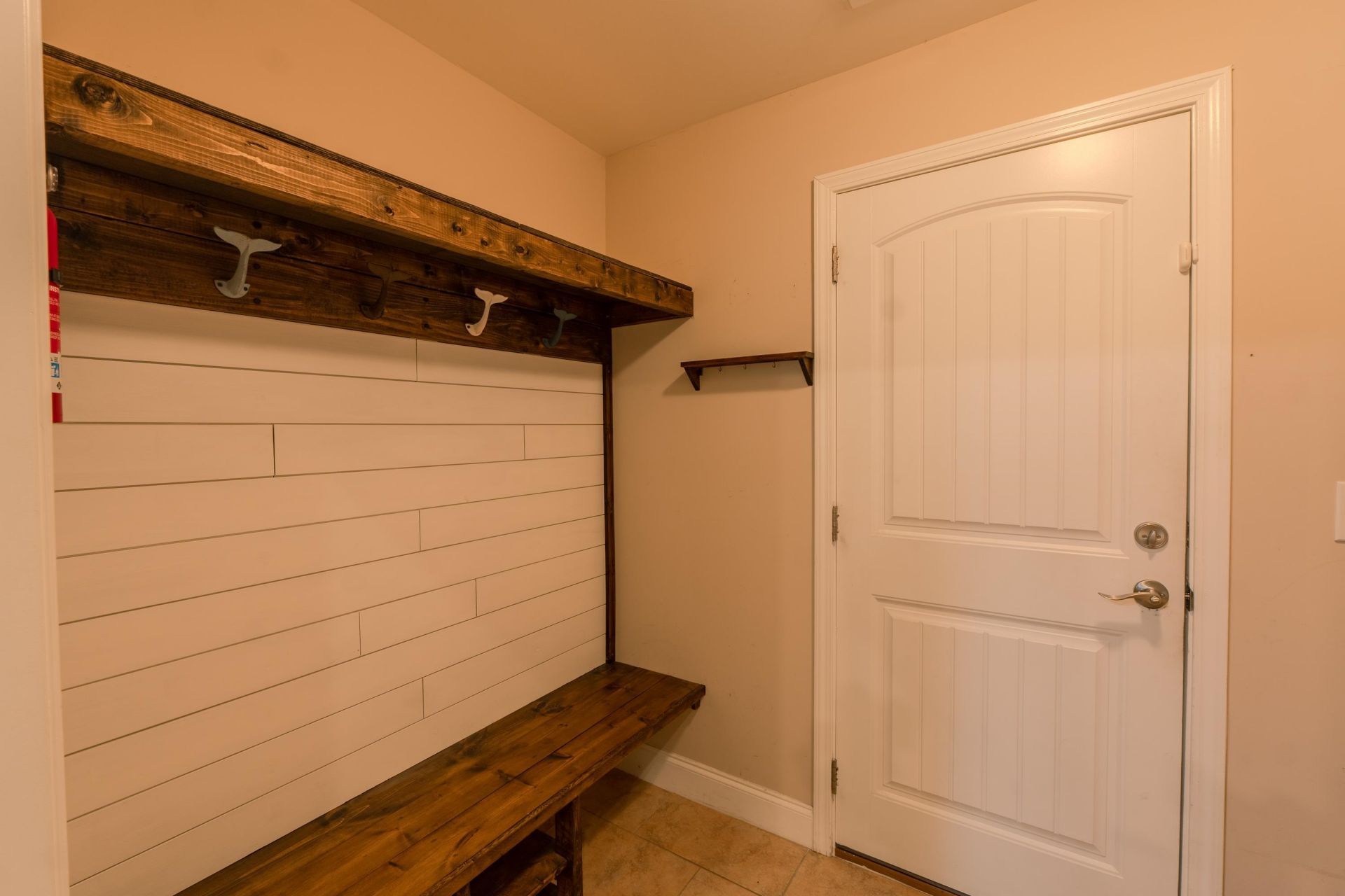 373 Sun Colony Blvd.  Photo 11