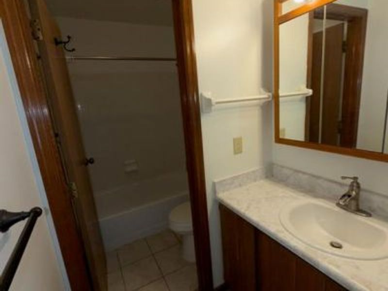 712 Hidden Valley Court, Fairborn, OH 45324 Photo 7