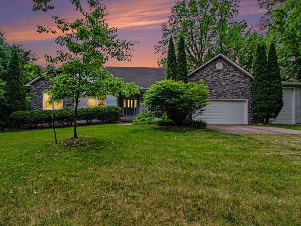 10755 Quigley Road, Dexter, MI 48130
