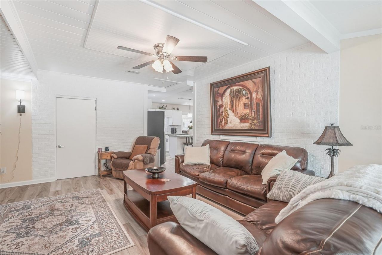 12109 Forest Hills Drive, Tampa, FL 33612 Photo