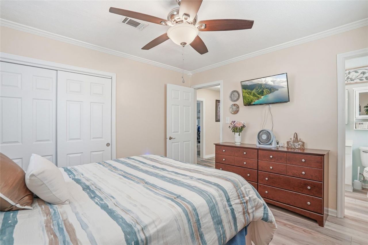 12109 Forest Hills Drive, Tampa, FL 33612 Photo
