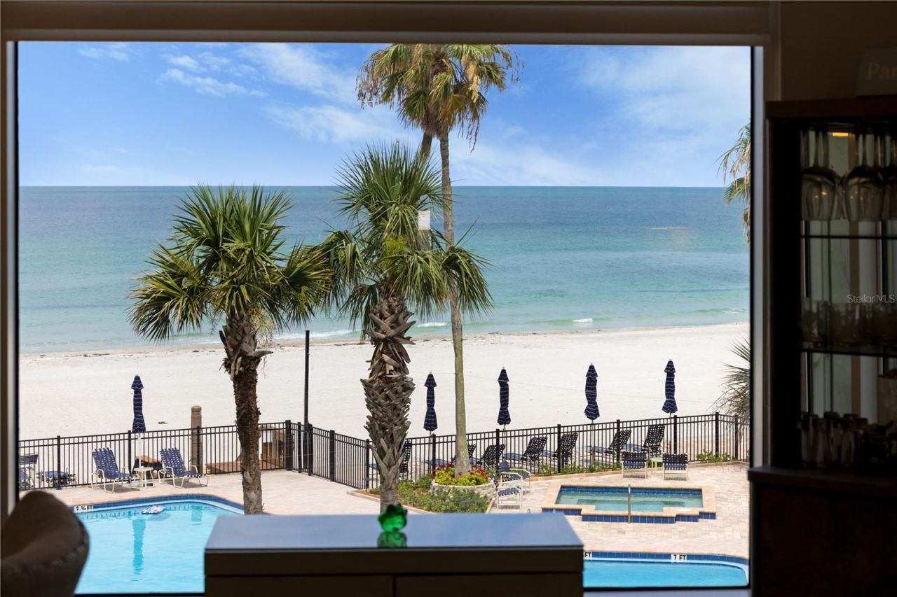 2525 Gulf Of Mexico Drive, Unit 3D, Longboat Key, FL 34228 Main Photo