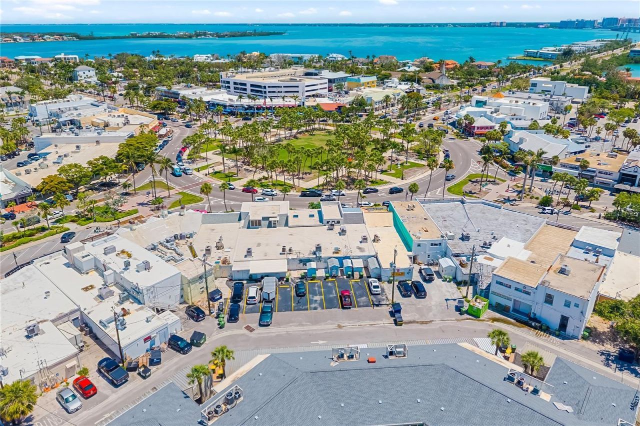 2525 Gulf Of Mexico Drive, Unit 3D, Longboat Key, FL 34228 Photo