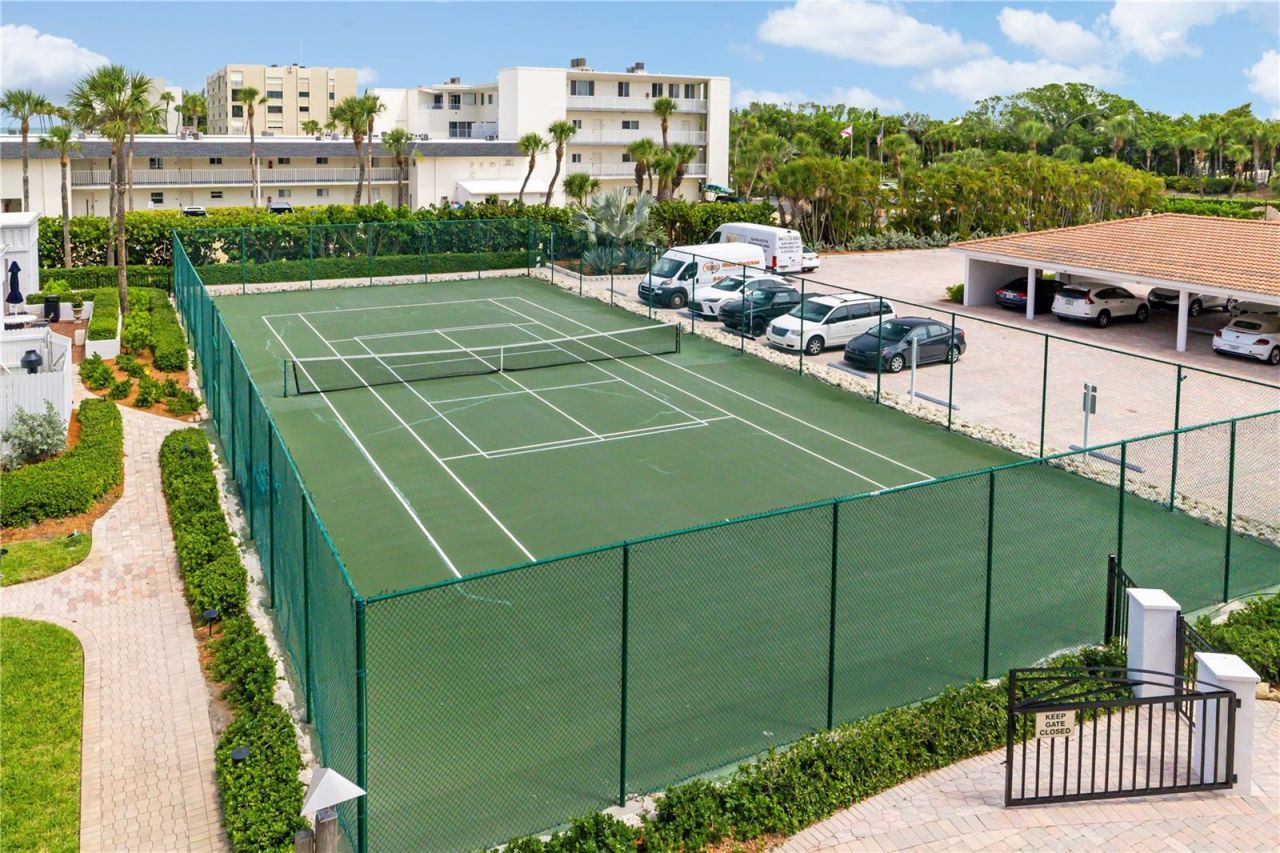 2525 Gulf Of Mexico Drive, Unit 3D, Longboat Key, FL 34228 Photo