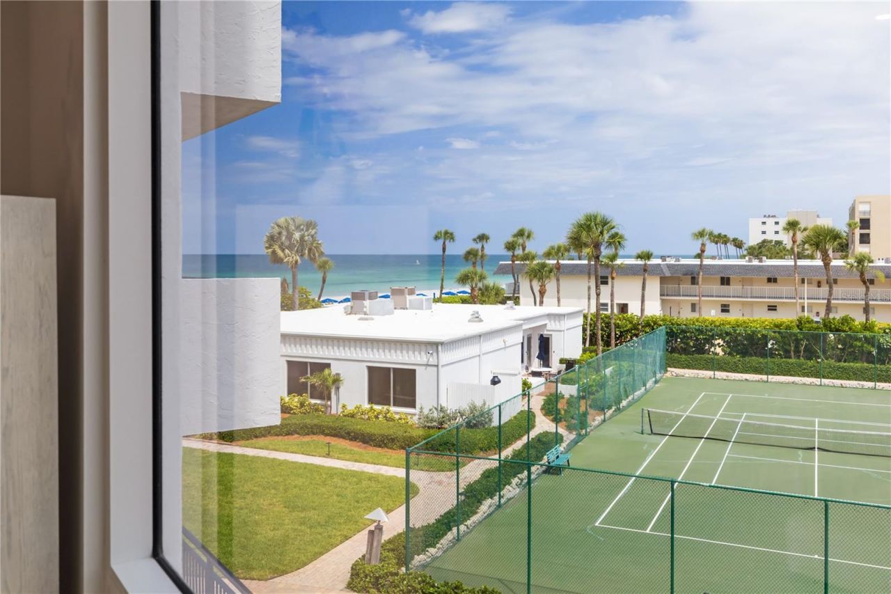 2525 Gulf Of Mexico Drive, Unit 3D, Longboat Key, FL 34228 Photo