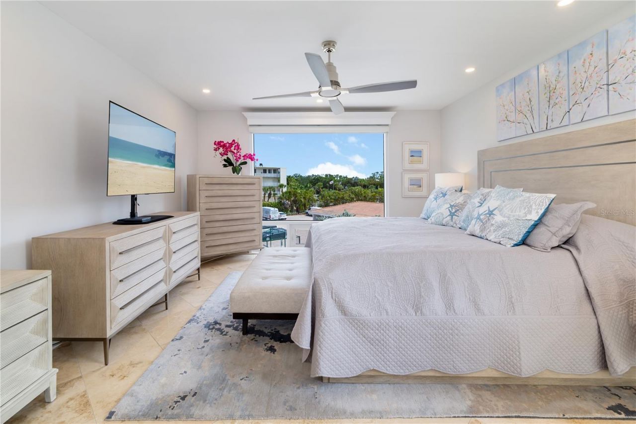 2525 Gulf Of Mexico Drive, Unit 3D, Longboat Key, FL 34228 Photo