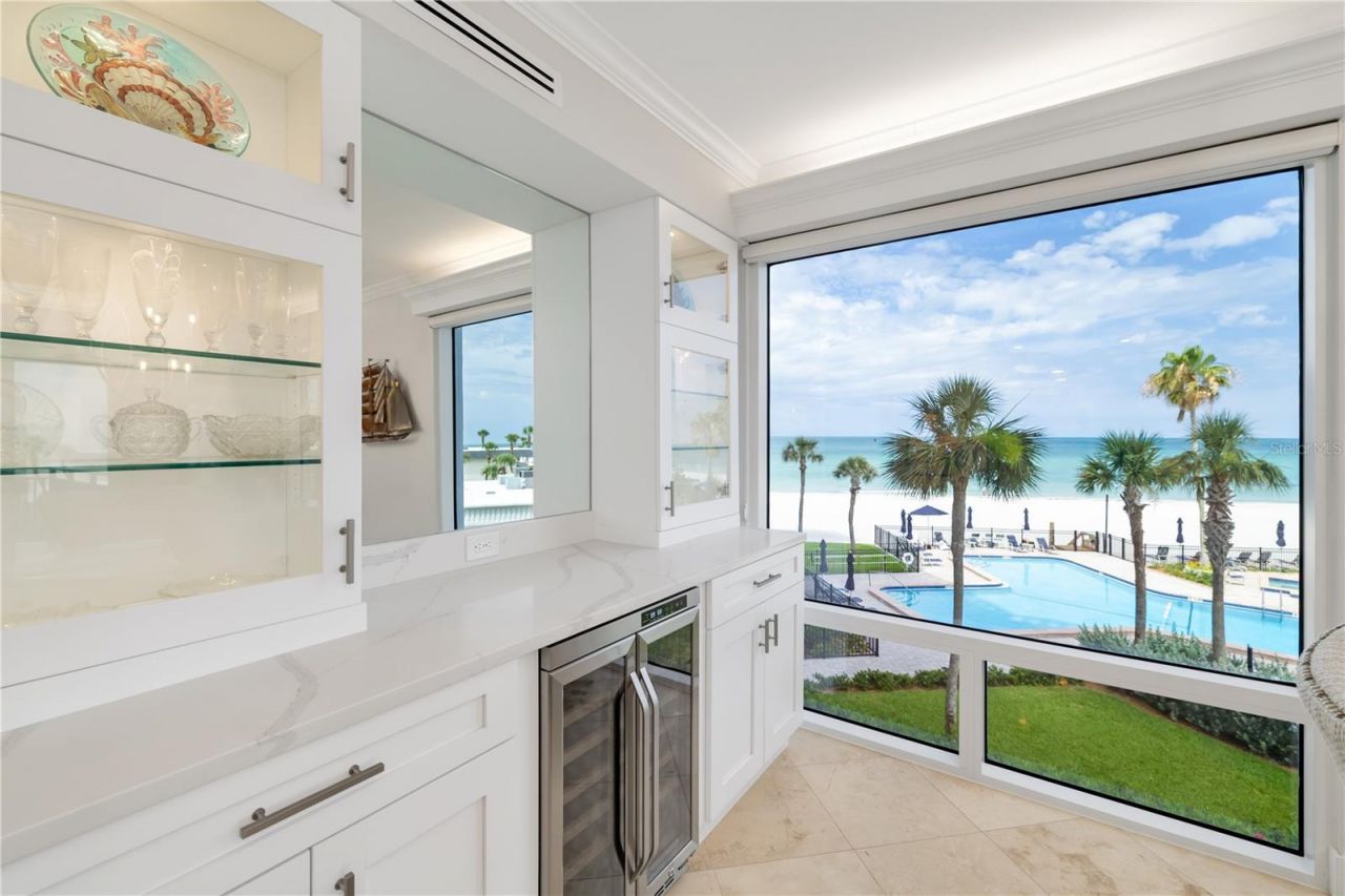 2525 Gulf Of Mexico Drive, Unit 3D, Longboat Key, FL 34228 Photo
