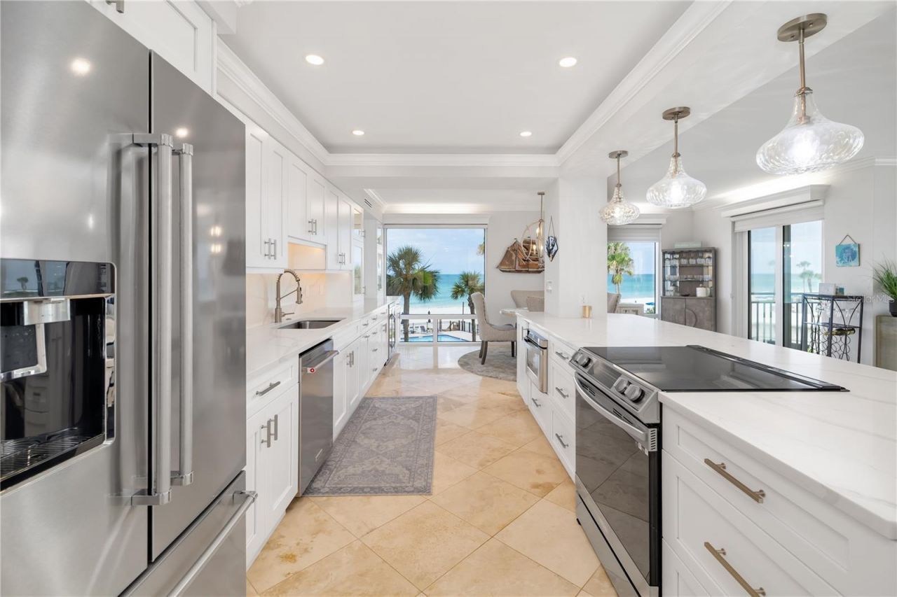 2525 Gulf Of Mexico Drive, Unit 3D, Longboat Key, FL 34228 Photo